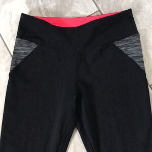 MARIKA women Black Capri Activewear Legging’s | M